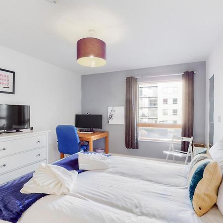 Lovely 1 Bed Apartment In Streatham London Luaran gambar